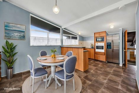 Photo of property in 22 Hickey Place, Opunake, 4616