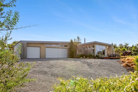 Photo of property in 140 Horton Road, Tasman, Upper Moutere, 7173