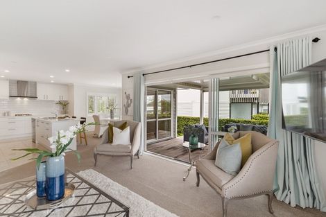 Photo of property in 2 Gibraltar Street, Howick, Auckland, 2014