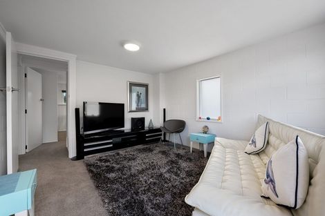 Photo of property in 3/15 Omana Road, Milford, Auckland, 0620