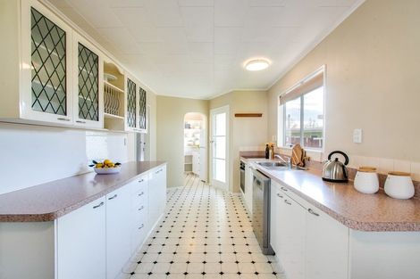 Photo of property in 28 Argyll Crescent, Tamatea, Napier, 4112