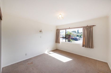 Photo of property in 7 Edgecombe Court, Roslyn, Palmerston North, 4414