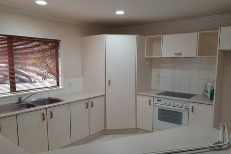 Photo of property in 32 Beresford Street, Takaro, Palmerston North, 4410