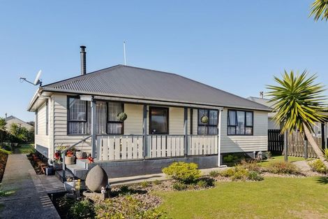 Photo of property in 137 Derby Street, Westport, 7825