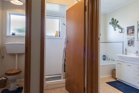 Photo of property in 65 Gorge Road, Maungaturoto, 0520