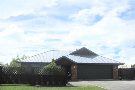 Photo of property in 19 Rata Street, Oxford, 7430