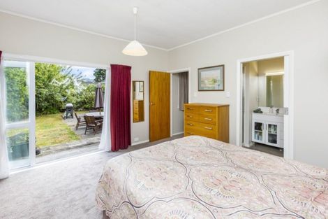 Photo of property in 14 Mangaroa Hill Road, Maoribank, Upper Hutt, 5018