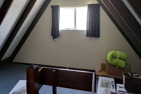 Photo of property in 1/31 Mana Avenue, Titahi Bay, Porirua, 5022