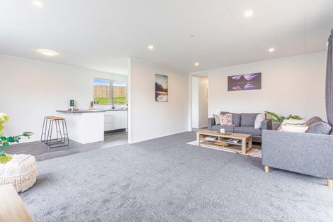 Photo of property in 20 Reinga Place, Massey, Auckland, 0614