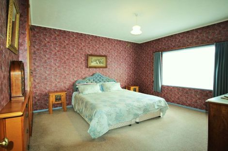 Photo of property in 17 Towey Street, Holmes Hill, Oamaru, 9401