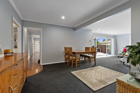 Photo of property in 29 Pulham Crescent, Queenwood, Hamilton, 3210