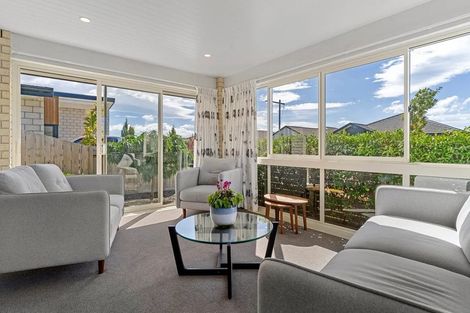 Photo of property in 16 Dunkeld Drive, Papamoa, 3118