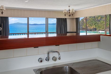 Photo of property in 50 Du Fresne Place, Russell, 0202