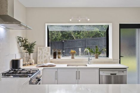 Photo of property in 168 Pooks Road, Swanson, Auckland, 0612