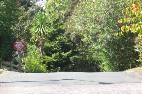 Photo of property in 52 Park Hill Road, Birkenhead, Auckland, 0626