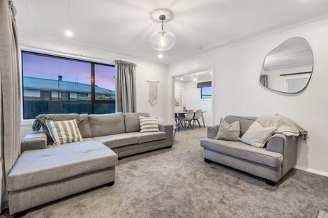 Photo of property in 16 Esk Place, Mosgiel, 9024