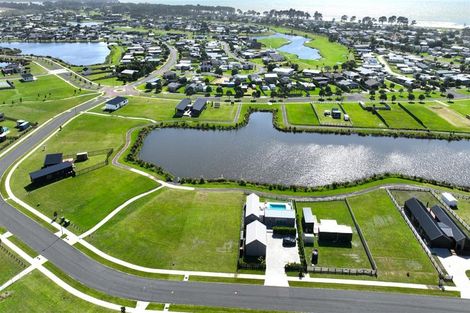 Photo of property in 218 Hamiora Street, Matarangi, 3592