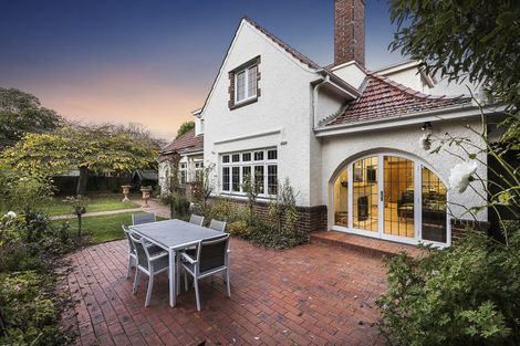 Photo of property in 27 Sandringham Street, Saint Clair, Dunedin, 9012