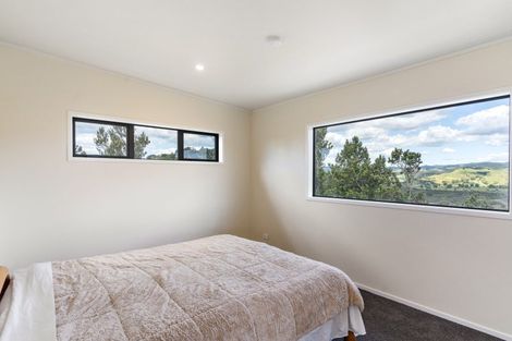 Photo of property in 3 Rewarewa Rise, Whangamata, 3691