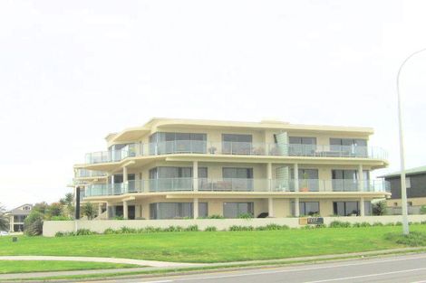 Photo of property in 307/178 Marine Parade, Mount Maunganui, 3116