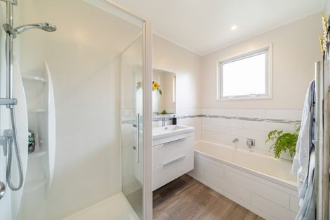 Photo of property in 6 Langwell Place, Papakowhai, Porirua, 5024