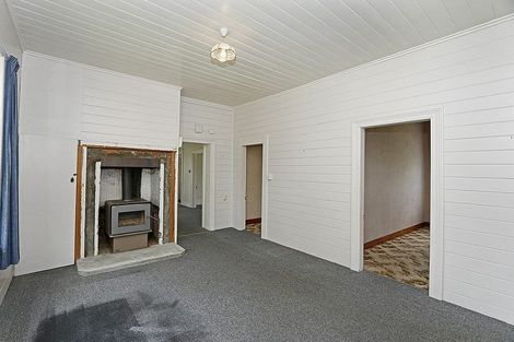 Photo of property in Dwg & Ex Dairy Factory, 25 Old Normanby Road, Okaiawa, Hawera, 4678