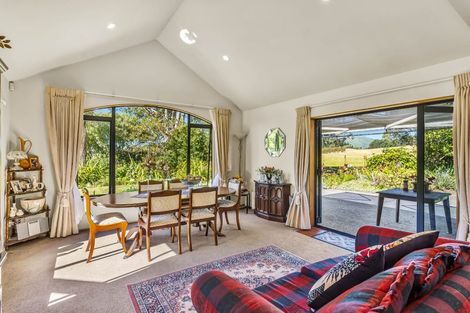 Photo of property in 33 Wood Leigh, Paraparaumu Beach, Paraparaumu, 5032