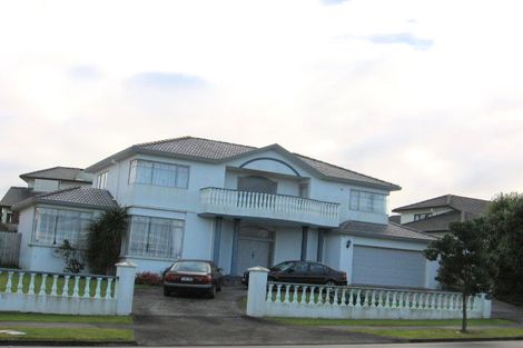 Photo of property in 10 Annalong Road, Dannemora, Auckland, 2016