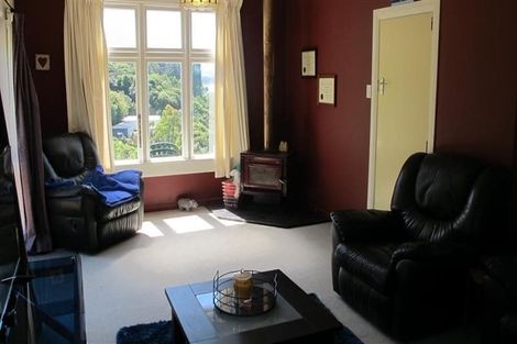 Photo of property in 33 Kiwi Street, Saint Leonards, Dunedin, 9022