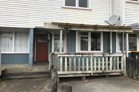 Photo of property in 27-33 Cheshire Street, Cannons Creek, Porirua, 5024