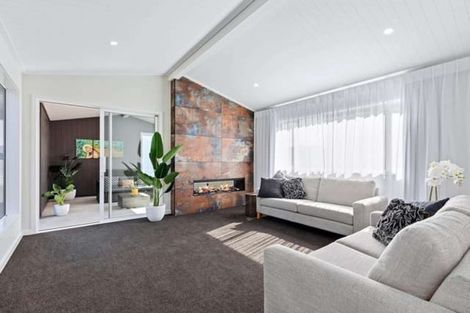 Photo of property in 8 Montiicola Drive, Papamoa Beach, Papamoa, 3118