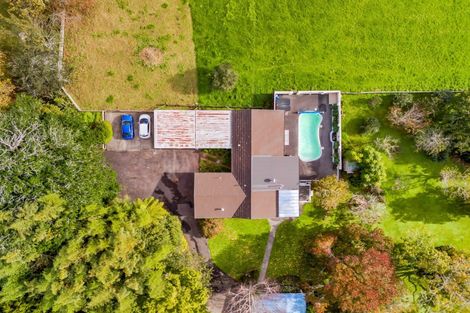 Photo of property in 120 Paraite Road, Paraite, New Plymouth, 4373