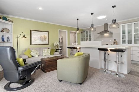 Photo of property in 21 Edwin Grove, Bethlehem, Tauranga, 3110