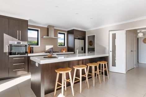 Photo of property in 41 Mortlake Heights, Pyes Pa, Tauranga, 3112