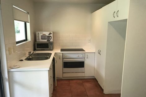 Photo of property in 2 Horizon Way, West Harbour, Auckland, 0618