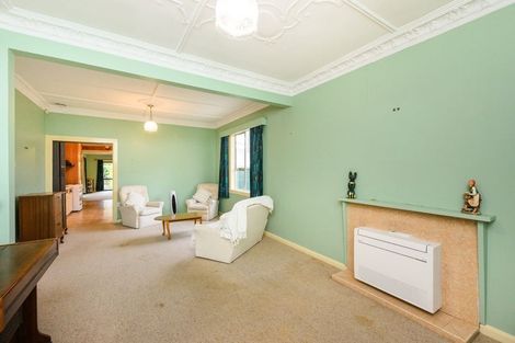 Photo of property in 179 Botanical Road, Takaro, Palmerston North, 4412