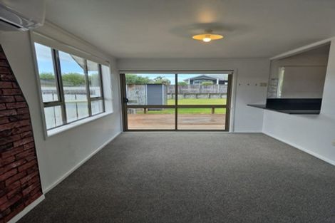 Photo of property in 7 Finch Street, One Tree Point, 0118