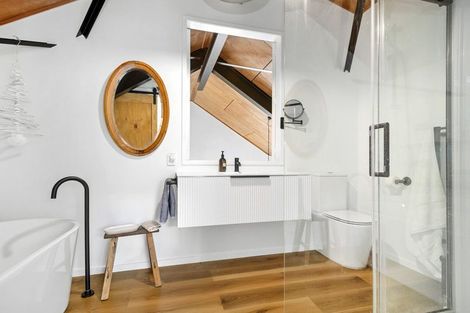 Photo of property in 111a Johnsons Road, Whitemans Valley, Upper Hutt, 5371