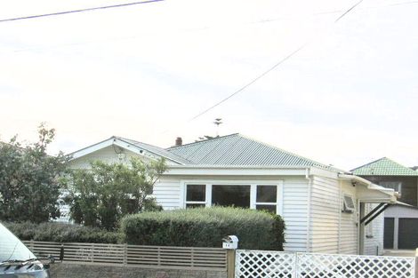 Photo of property in 14 Kauri Street, Miramar, Wellington, 6022