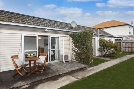 Photo of property in 2/23 Bretts Road, St Albans, Christchurch, 8052