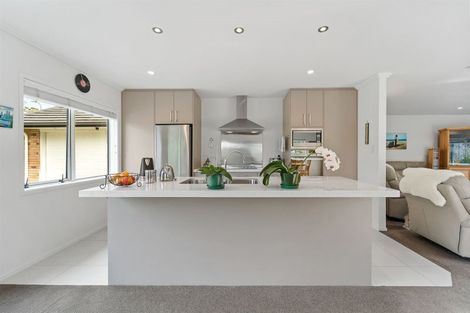 Photo of property in 100 Ferry Road, Arkles Bay, Whangaparaoa, 0932
