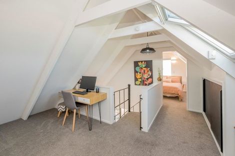 Photo of property in 27 Hemara Street, Waikanae Beach, Waikanae, 5036