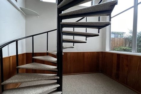 Photo of property in 29 Knightsbridge Drive, Forrest Hill, Auckland, 0620