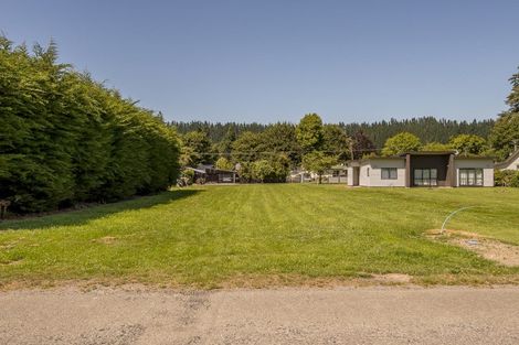 Photo of property in 16 Railway Terrace, Doyleston, 7682