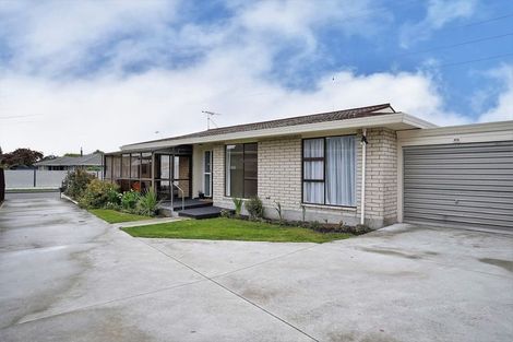 Photo of property in 1/69 Denise Crescent, Hornby, Christchurch, 8042