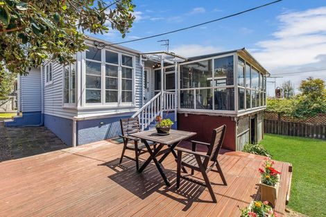 Photo of property in 29 Astley Avenue, New Lynn, Auckland, 0600