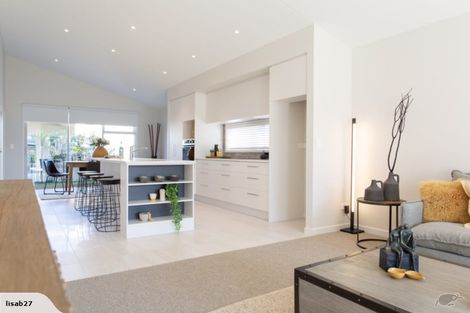 Photo of property in 37 Saint Pauls Drive, Brookfield, Tauranga, 3110