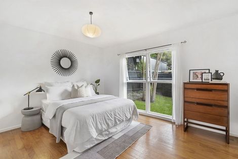 Photo of property in 16 St Peters Street, Northcote, Auckland, 0627