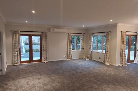 Photo of property in 16 Basil Place, Mount Pleasant, Christchurch, 8081