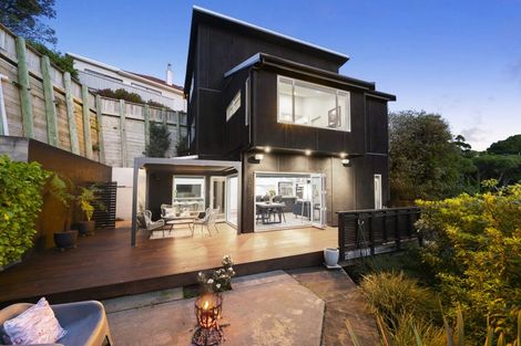 Photo of property in 161a Totara Road, Miramar, Wellington, 6022